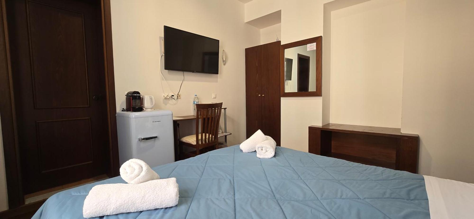 Poros Mood Hotel Poros Town Ngoại thất bức ảnh